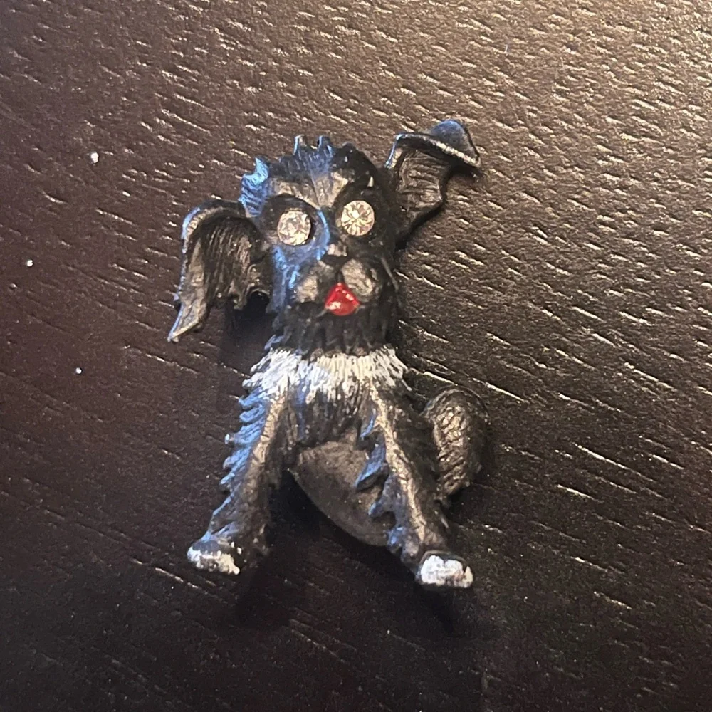 Vintage Black and White Dog Brooch Scottie or Terrier